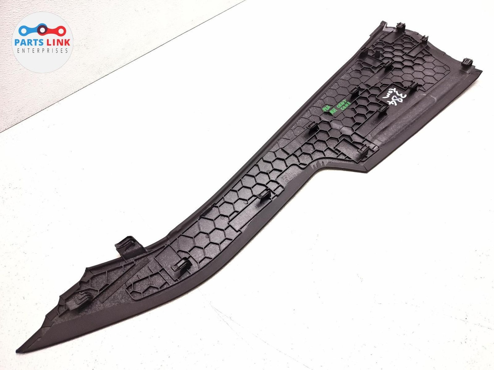 Bentley Bentayga 2016-2020 RIGHT Center console