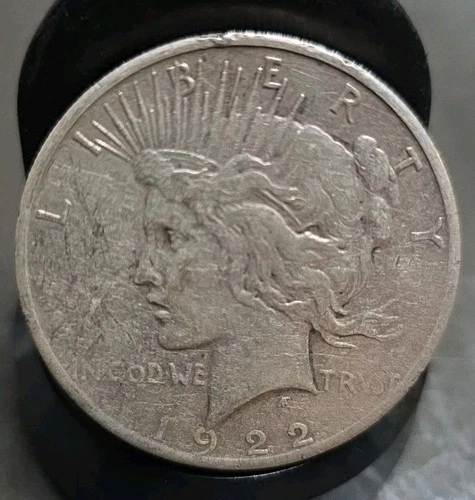 1922-S $1 Peace Dollar- 90% Silver - No Reserve