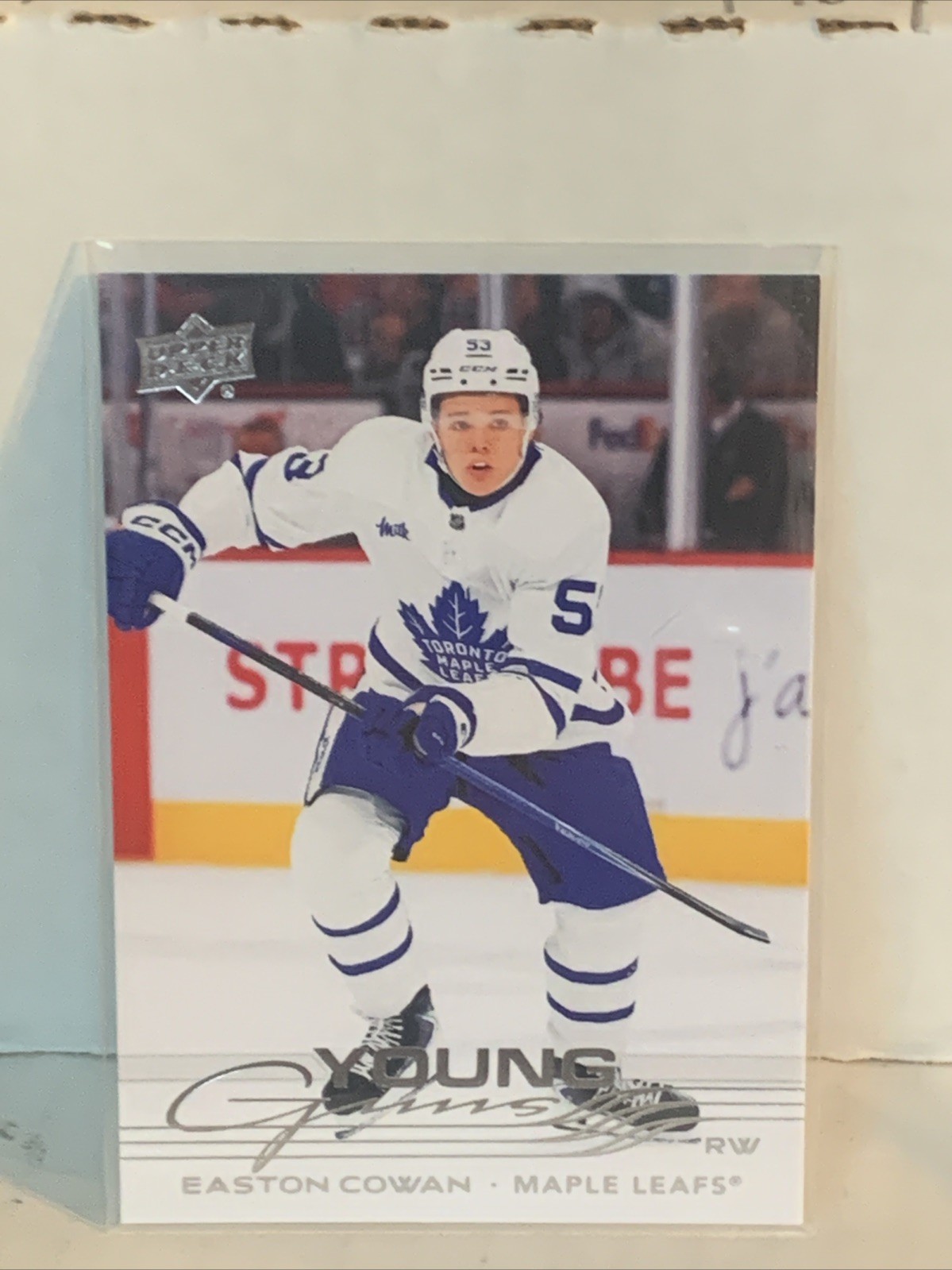 2025-26 Upper Deck Series 2 YOUNG GUNS #462 Easton Cowan