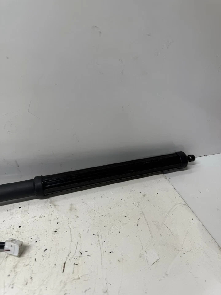 2020 Toyota Highlander Suspension Strut - 485208Z330 | Toyotatown Parts Direct, London ON