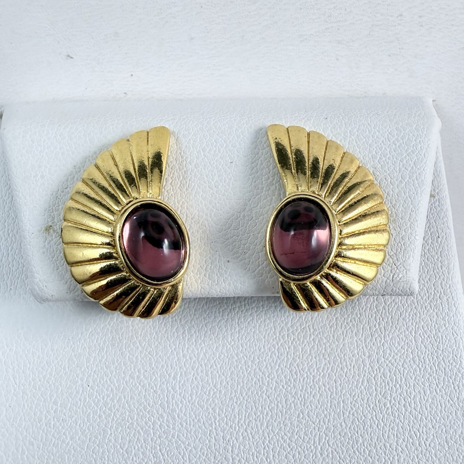 Vintage Trifari Purple Glass Cabochon Gold Tone Clip on Earrings