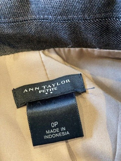 Ann Taylor Pant Suit Women Petite  Brown - image 3