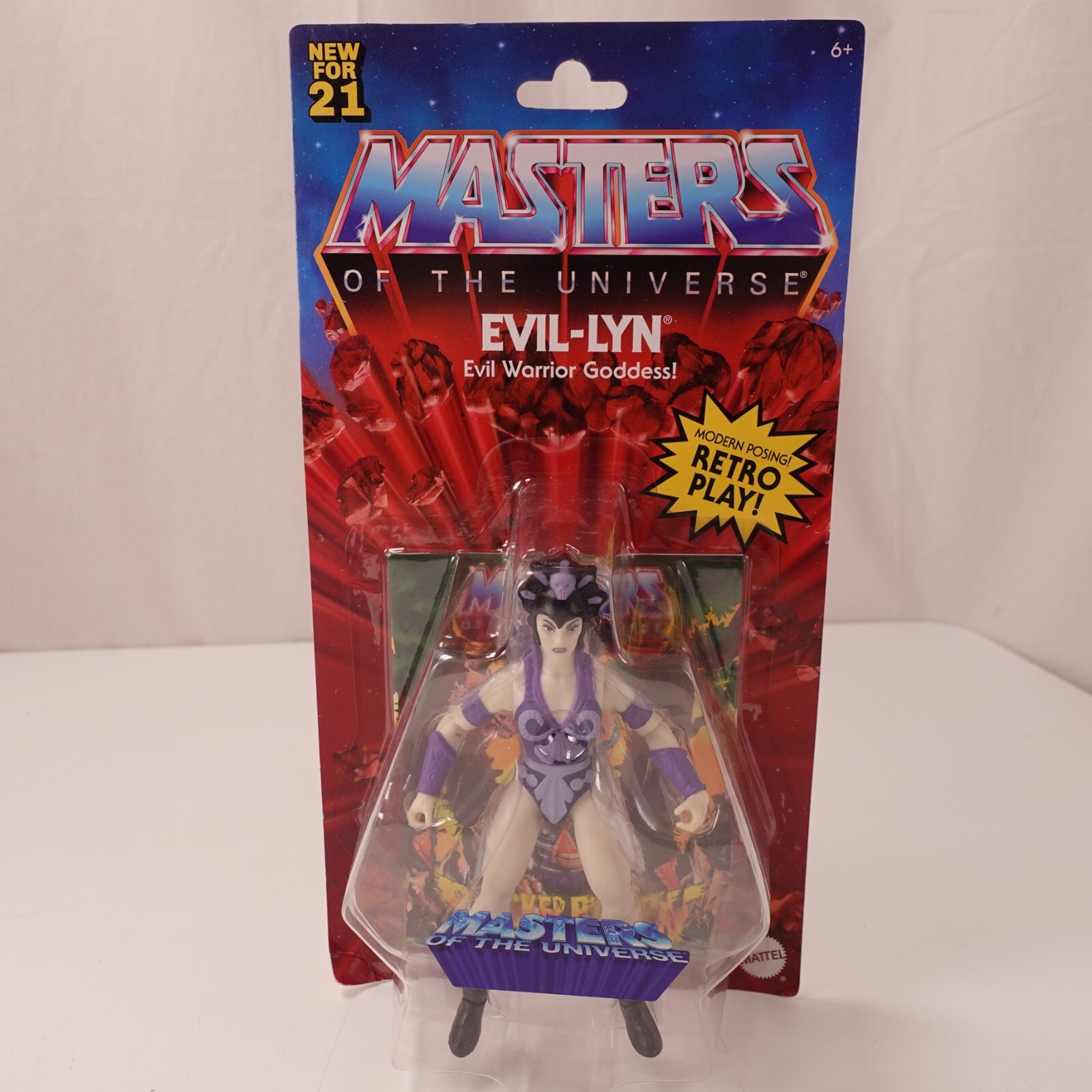 Evil-Lyn Masters of the Universe GYY22 Action Figure New