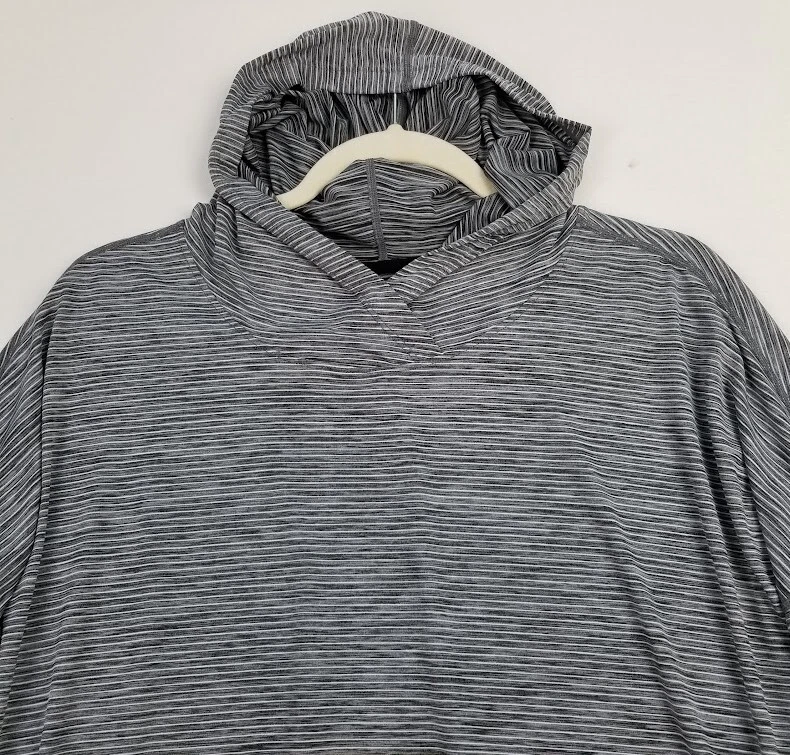 Camiseta Skechers Activewear para mujer grande L a rayas mangas largas con capucha elástica Foto 2 de 4