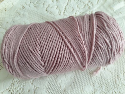 Medium Pink Acrylic 7 Oz Skein 359 Yards Soft Touch NEW