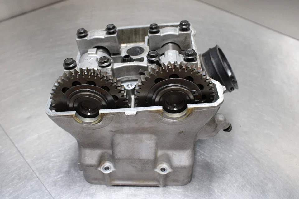 02-06 HONDA RVT1000R RC51 SP2 Engine Motor Cylinder Head REAR Foto 3 de 4