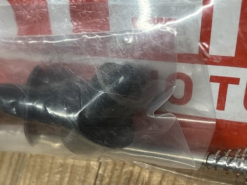 Stans No Tubes Neo Front Hub Q/R Conversion Kit 100mm - Picture 6 of 10