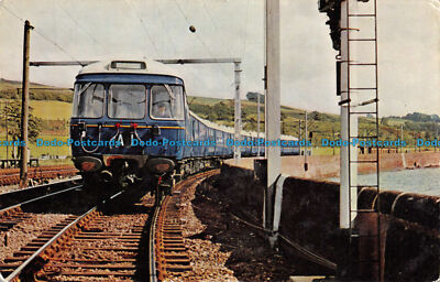 R141863 Ein elektrischer Glasgow Suburban Blue Train nähert sich Craigendoran. Lachs