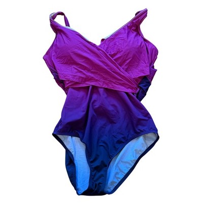 Lands  End One-Piece Swimsuit   Women s Size 14 DD   Built-In Bra   Stretch Fit