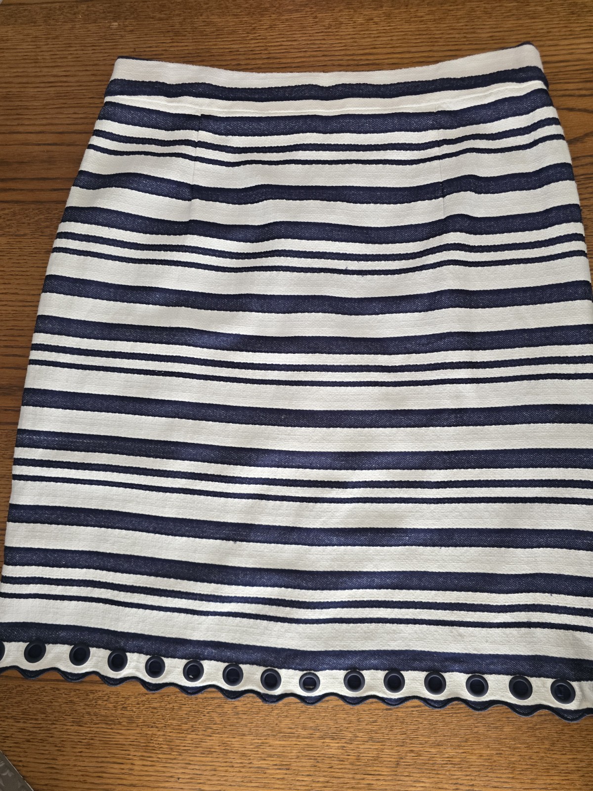De Collection Blue & White Strip Pencil Skirt W/Grouments