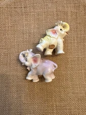 Vintage Elephant salt and pepper shakers Japan-with Cork Stoppers