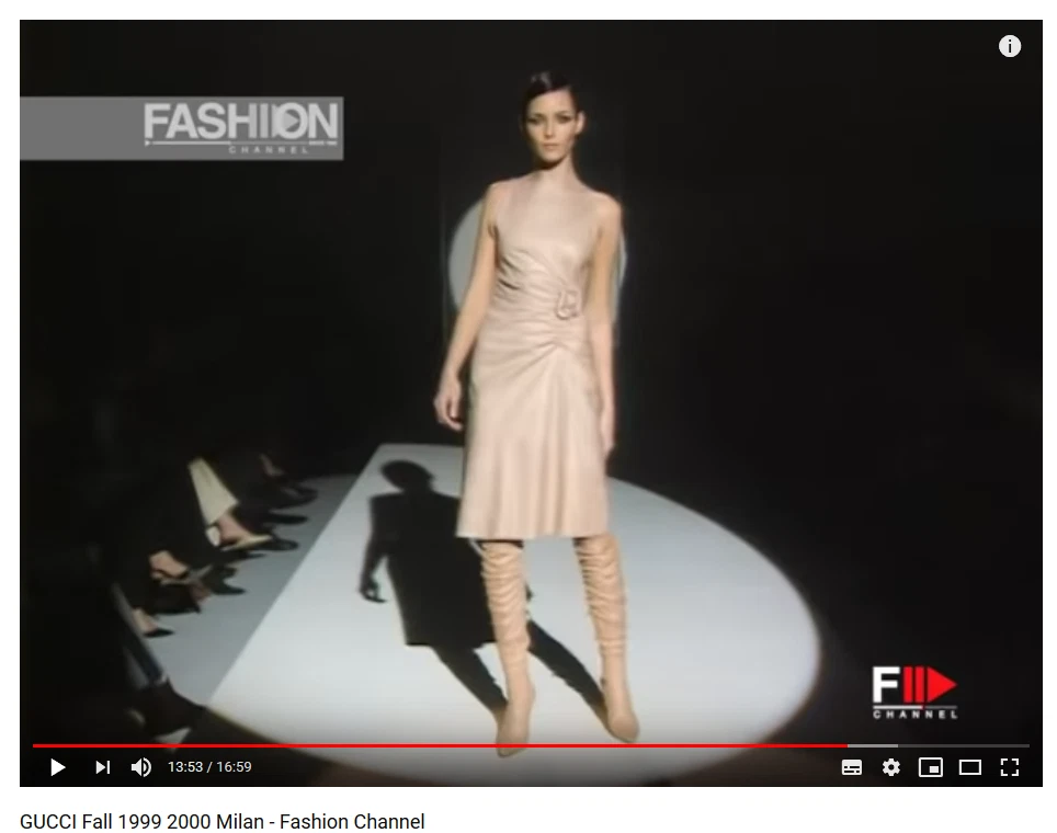 Abito in pelle Gucci by Tom Ford autunno 1999