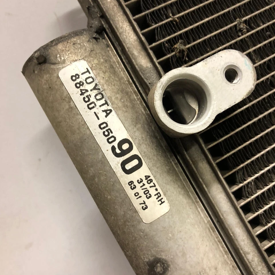 TOYOTA AVENSIS 2003-2006 GENUINE 1.8 VVTI A/C AIR CON RADIATOR 8845005090 - Image 3 of 3