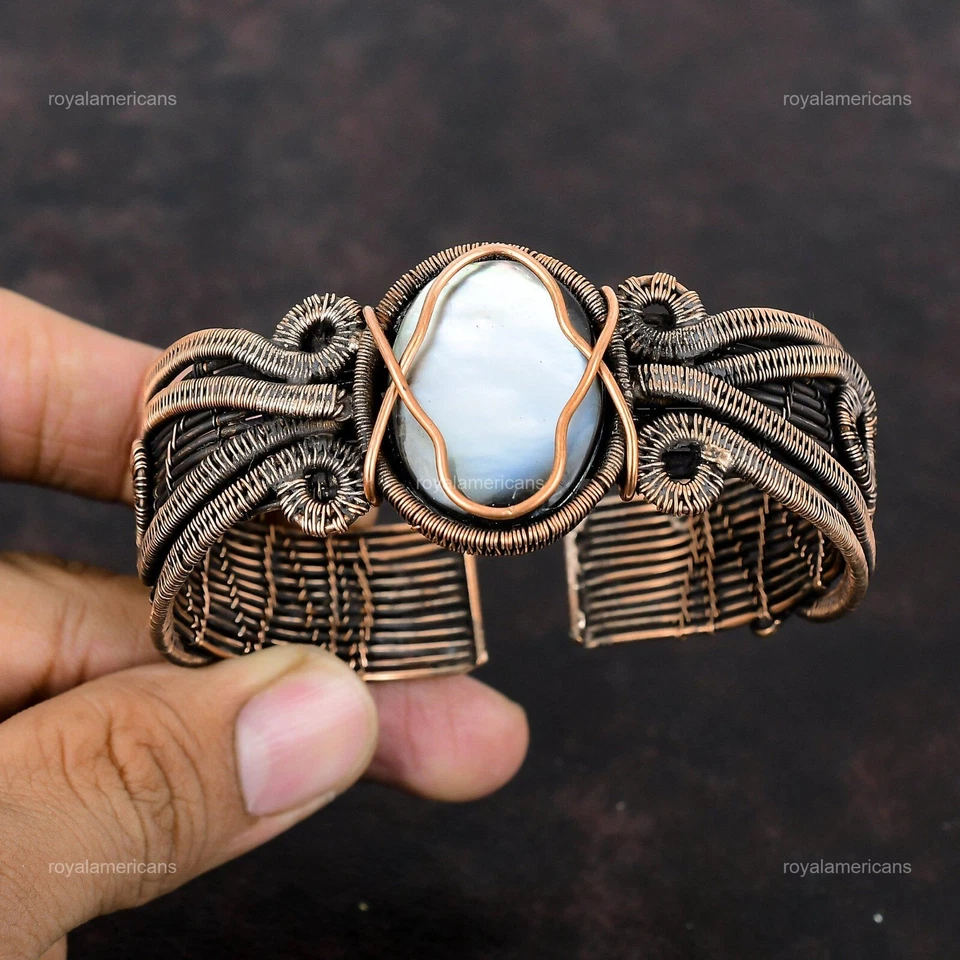 Bracelete ajustável envolto em fio de madrepérola artesanal de cobre joias exclusivas - Imagem 4 de 4
