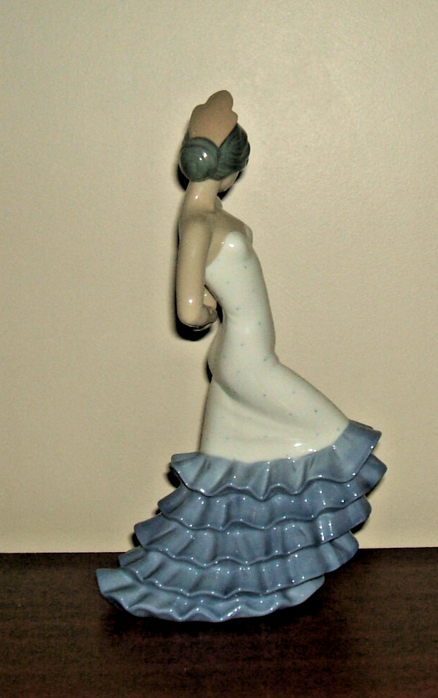 Picture 4 of 6
