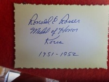 RONALD E ROSSER SIGNED CARD  11X7.5CM MEDAL OF HONOUR SOLDIER KOREA