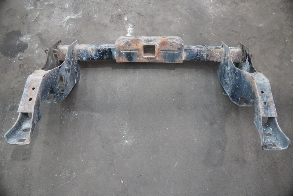 Receptor de enganche de remolque trasero LC3C19D521A Ford F350 F250 Super Duty 2017-22 Foto 4 de 4