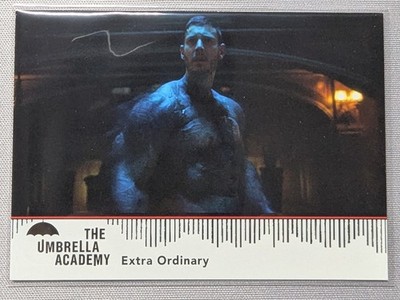 2020 Rittenhouse The Umbrella Academy Season One Extra Ordinary Luther #17