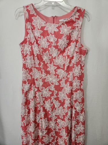 Robe Studio One New York Taille 10 (femme) - Neuve Avec étiquettes