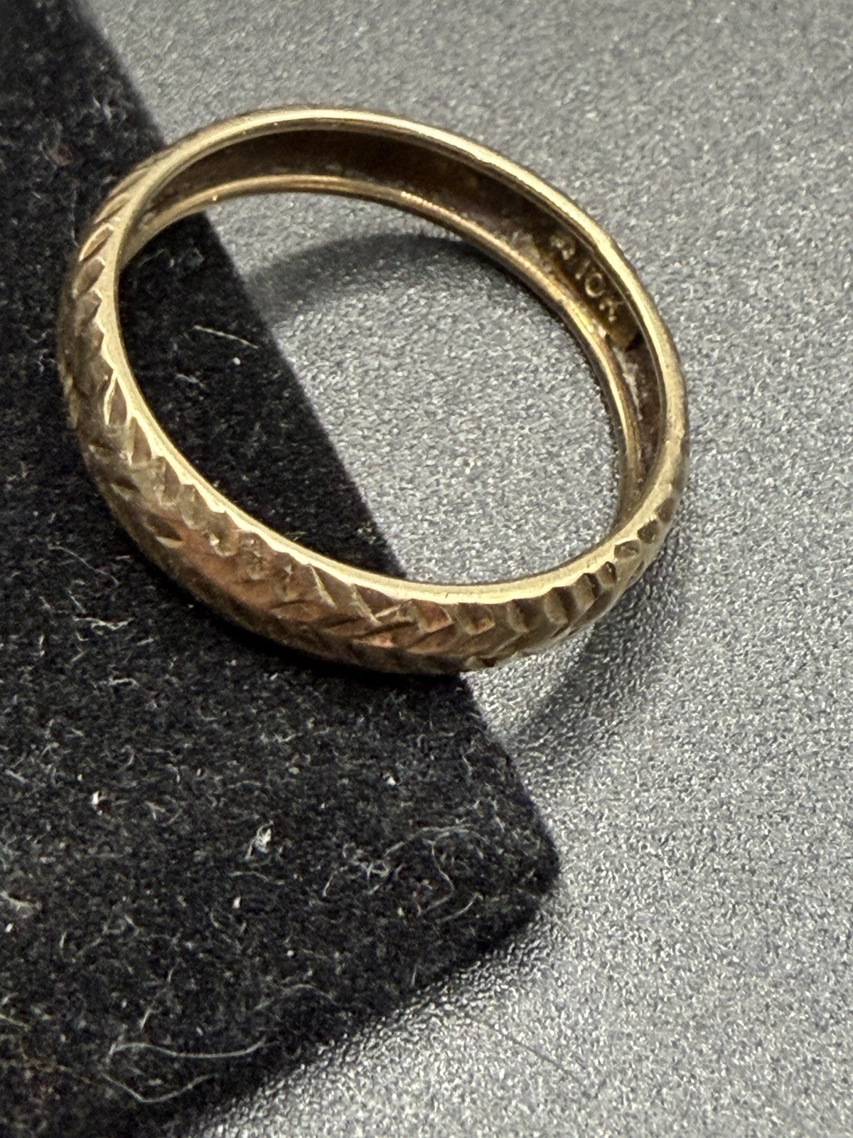 Solid 10K Yellow Gold Hammered Ring Texture Weddi… - image 7