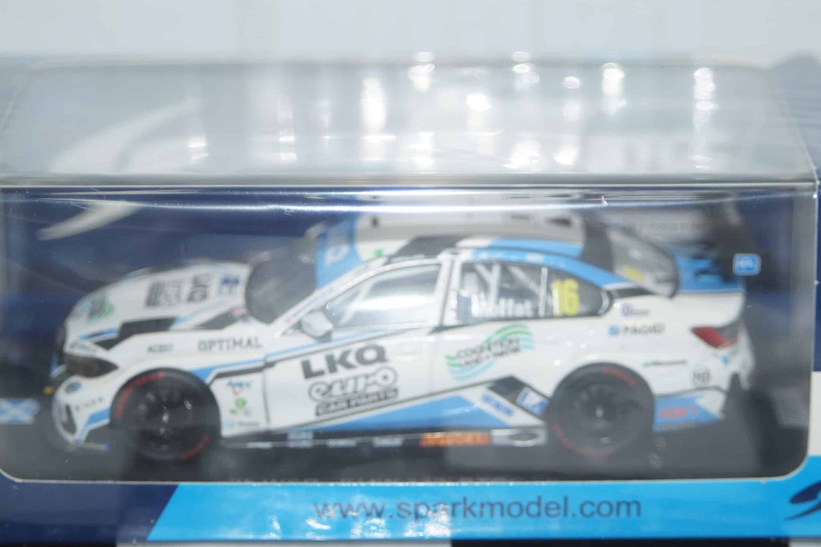 Spark BMW 330i BTCC Brands Hatch Race Indy 2025 Moffat #16 1:43 Resin UK035