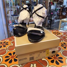 Michael Kors Ava Mid Sandal Patent Leather Black Size 9MMichael Kors Ava Mid...