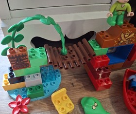LEGO Duplo Jake and the Neverland Pirates: Peter Pan&rsquo;s Visit (10526) Incomplete