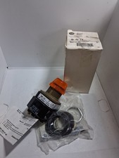 ALLEN BRADLEY 800T-P16A PILOT LIGHT 120V 50/6...