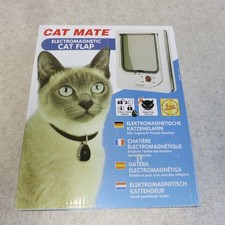 Cat Mate Electromagnetic Cat Flap, White