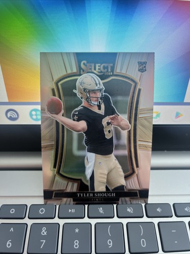 2025 Panini Select - Premier Level Tyler Shough #141 Silver Prizm (RC)