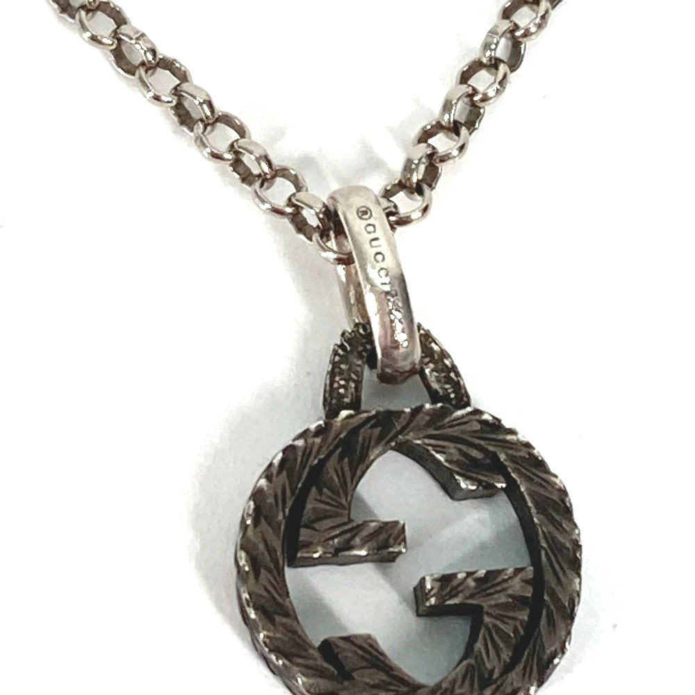 Gucci Arabesque Interlocking G Accessory Pendant … - image 6