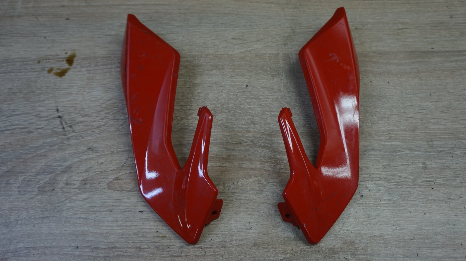 BMW F800R K73 left & right headlight covers 46638546350  