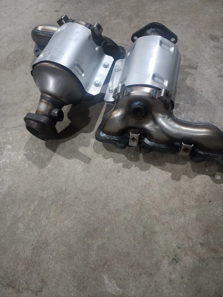 Catalytic Converters Left & Right for 2013–2019 Ford Explorer (Non-Sport) NEW - Image 2 of 4