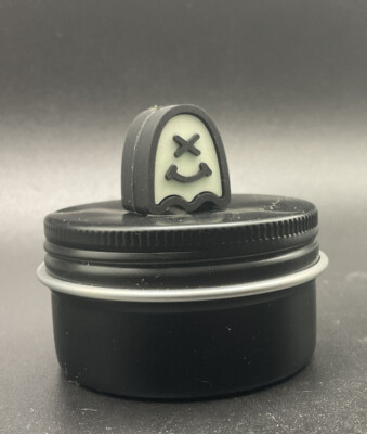 WKRMN Ghosty Black/White Blue Glow PVC EDC Zipper Pull Bead