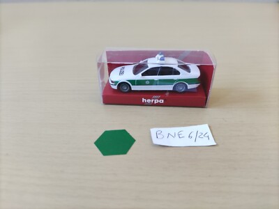 Camionnette De Police Miniature - Échelle 1/87 (HO) - Modèle D'occasion Pour Collection Ou Circuit