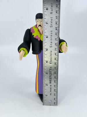 THE BEATLES Yellow Submarine 1999 JOHN LENNON 7” Action Figure