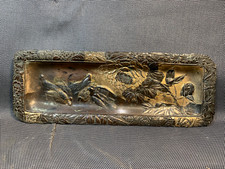 Ancien porte plume ou stylo en laiton et métal argenté décor oiseaux en relief