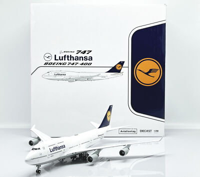 1/200 JCwings エティハド B747-400F 1:200 JC Wings Lufthansa BOEING B747-400F Passenger Plane
