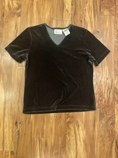 Women’s Dark Gray Velvet Short Sleeve Shirt