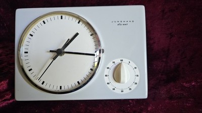 Junghans Ato-mat Wanduhr / Keramik / Weiß / Kurzzeitmesser