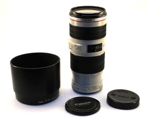 Canon EF  70-200mm F/4 L IS USM - Great condition, clear glass! w/ Hood