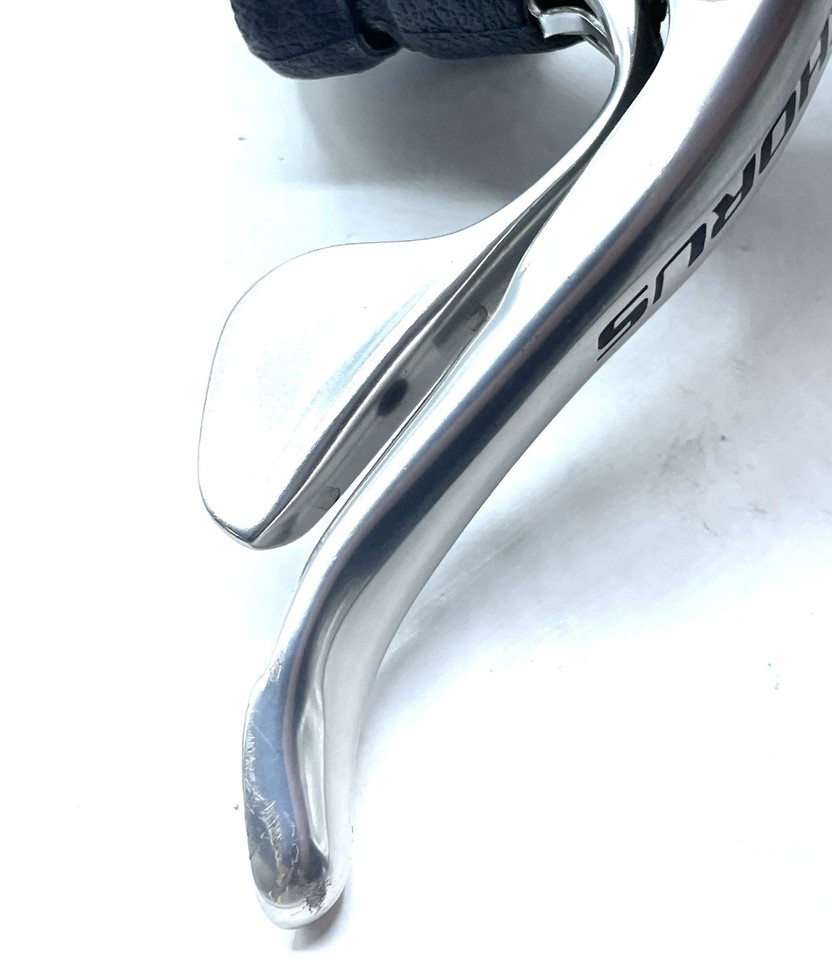 Leviers Campagnolo Chorus Carbon 9V – Combo Freins/Shifters Pour Vélo Route