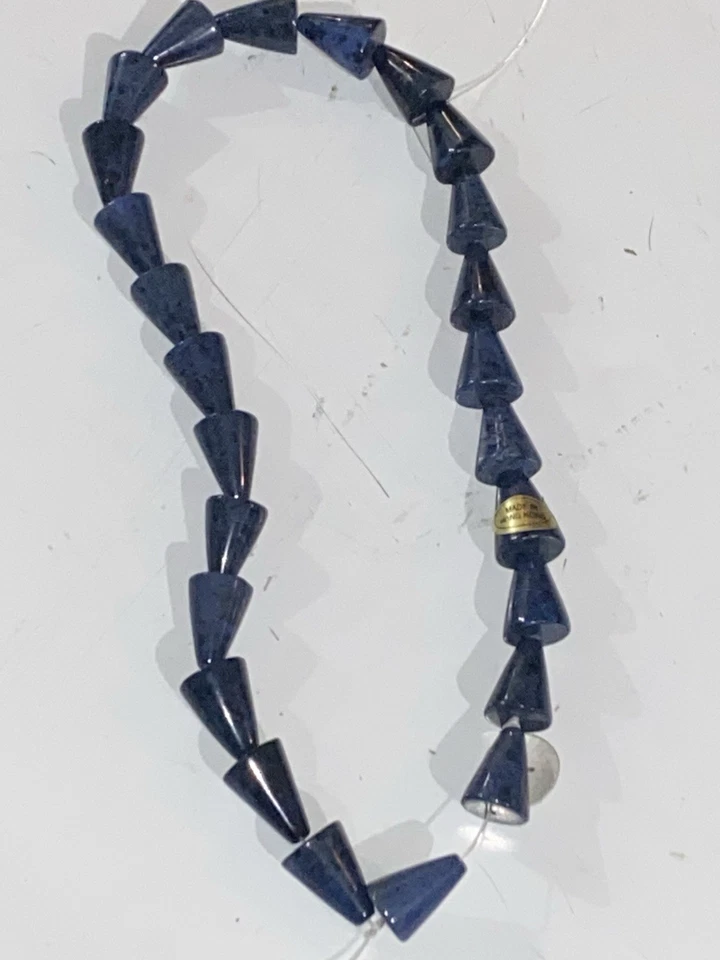 Lote de cuentas tono azul - lapislázuli, vidrio, piedra, concha y hebras de cuentas de perlas Foto 3 de 4