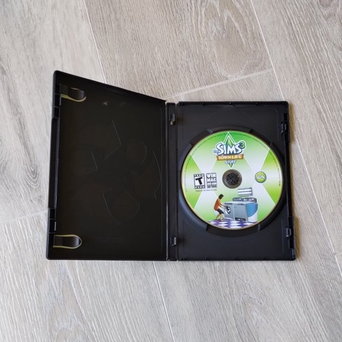 Sims 3: Town Life Stuff (Windows/Mac, 2011) Original Case Box NO MANUAL - Picture 3 of 7