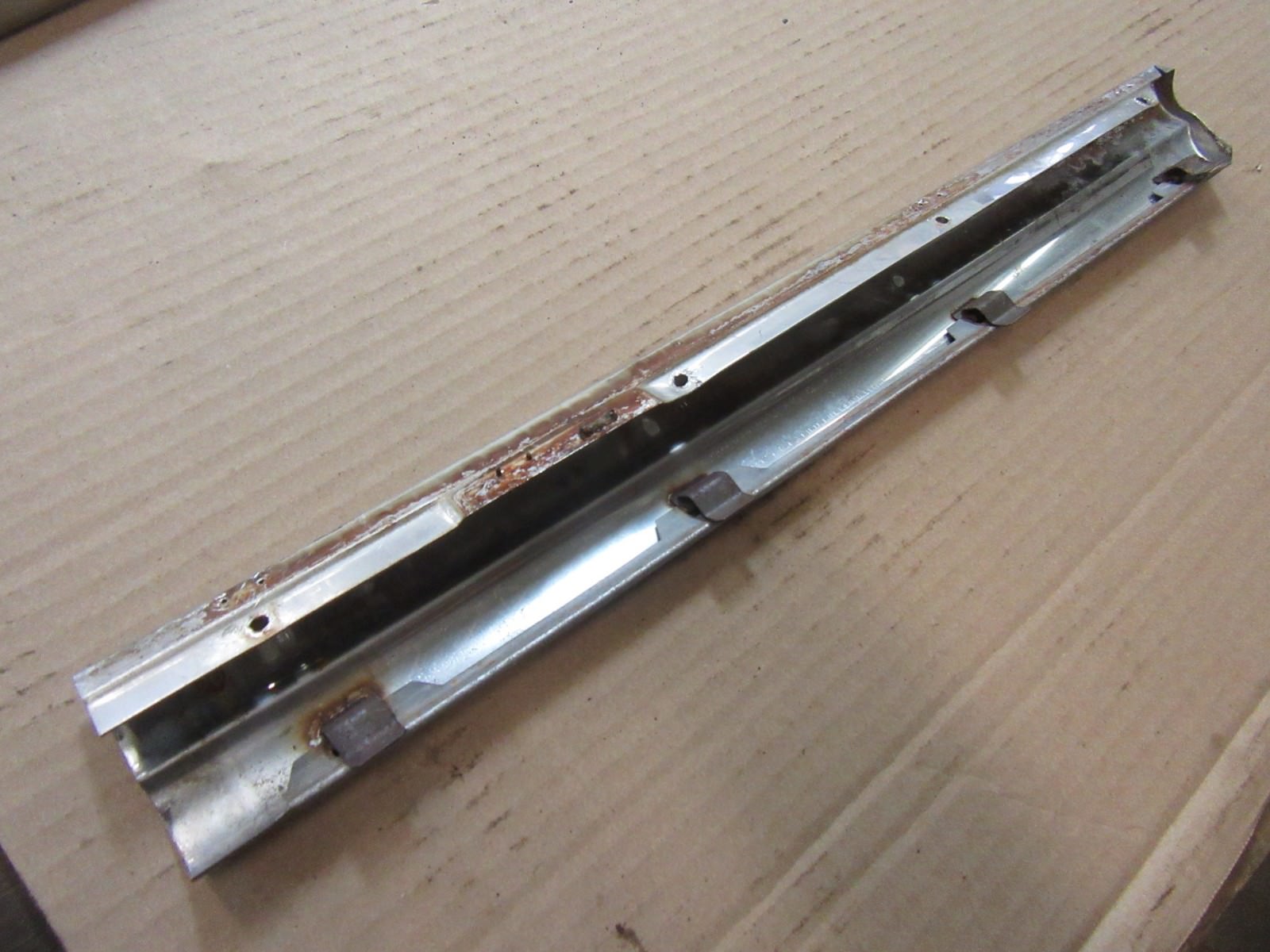 1952 Buick Special 2 door hardtop quarter window body edge trim molding