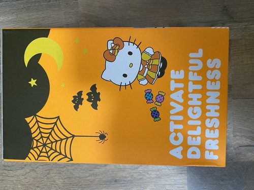 Hello Kitty Sanrio Halloween Witch Ceramic Reed Diffuser (Vanilla) NEW IN BOX - Picture 3 of 5