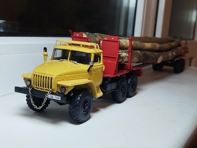 Doc&Hummer studio 1:43 Ural 4320-Holztransporter 1975 - 1985 wichtige Hinweise