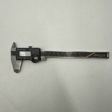 MITUTOYO 500-196 CD-6"CS DIGITAL CALIPER 6" WORKING - NO BATTERY COVER