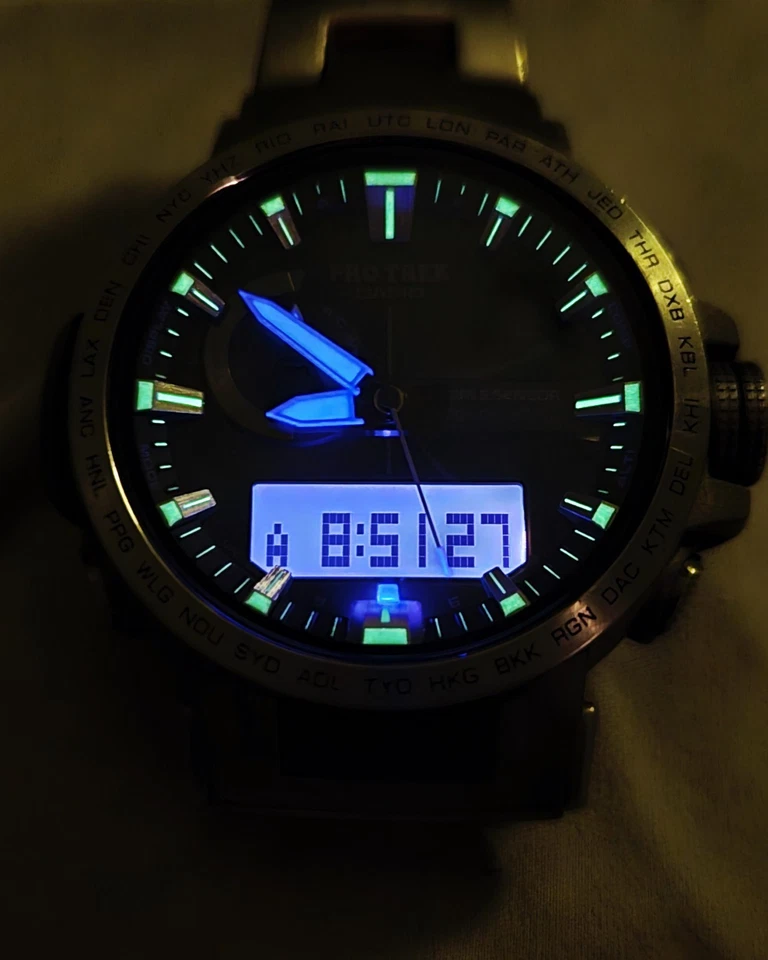 Reloj Casio Pro Trek PRW-60T-7ACR Titanio Solar Triple Sensor + Manual Foto 3 de 4