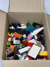 LEGO®- 1kg bricks, parts & pieces + 1 Random minifigures Bundle - Good Condition